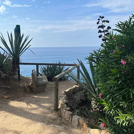 Les Terrasses De Cala Llevado 3